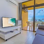Luxury Cactus Apartment *